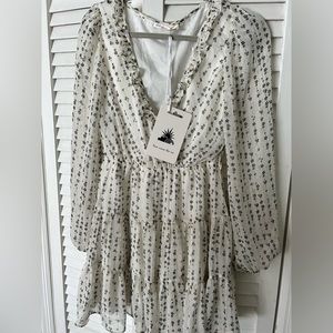 HELLO MOLLY white and black dress